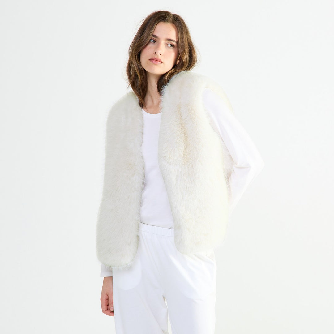 2521290 Laurence Tavernier Colette Vest