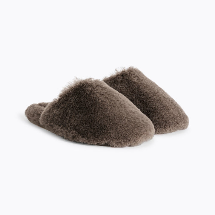 2622110 Laurence Tavernier Mules