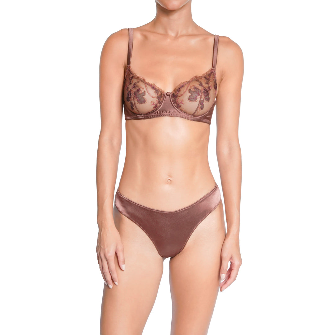 Huit Prestige Poeme Tanga