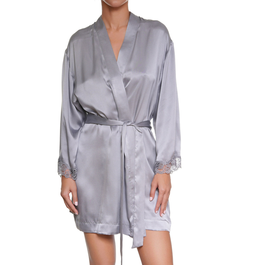 SOI-R10 Huit Silk Robe