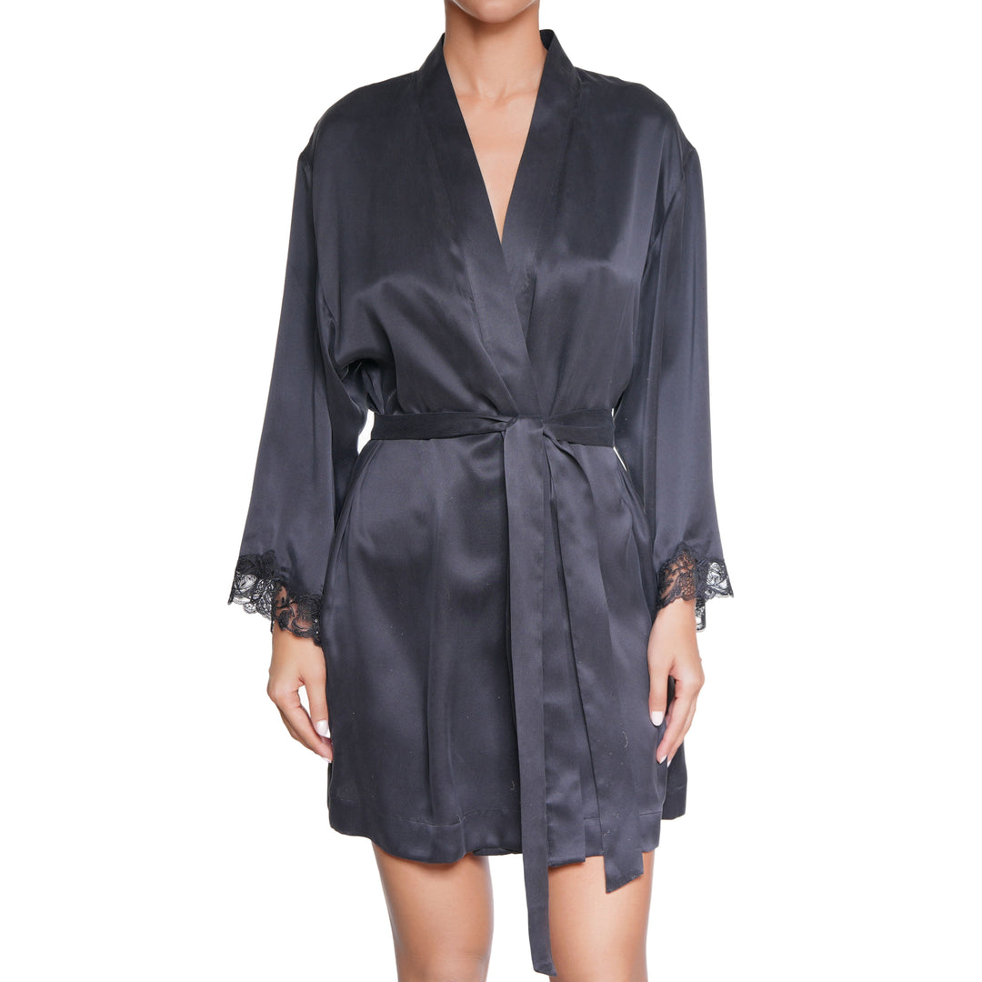 SOI-R10 Huit Silk Robe