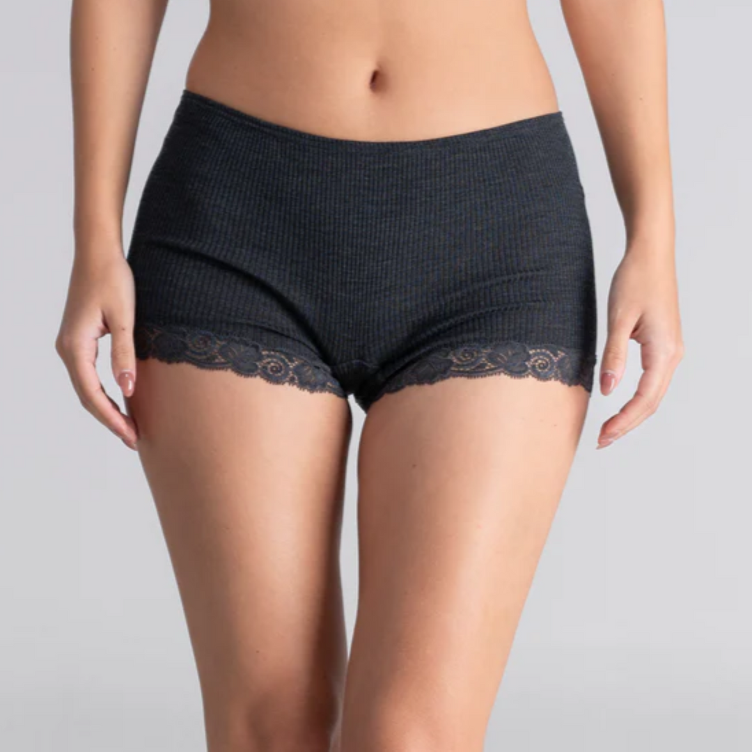 3413 Oscalito Wool and Silk Shorty